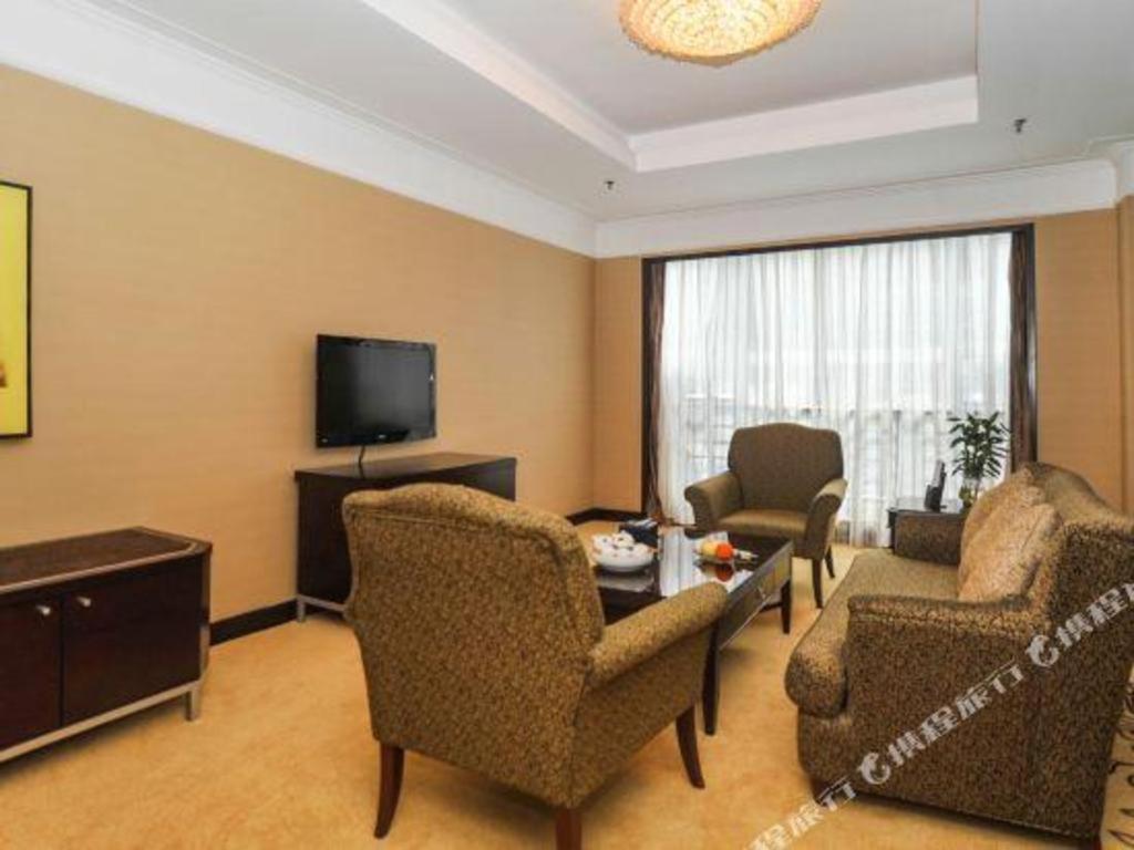 Qingdao Blue Horizon Hotel - Laoshan Exterior foto