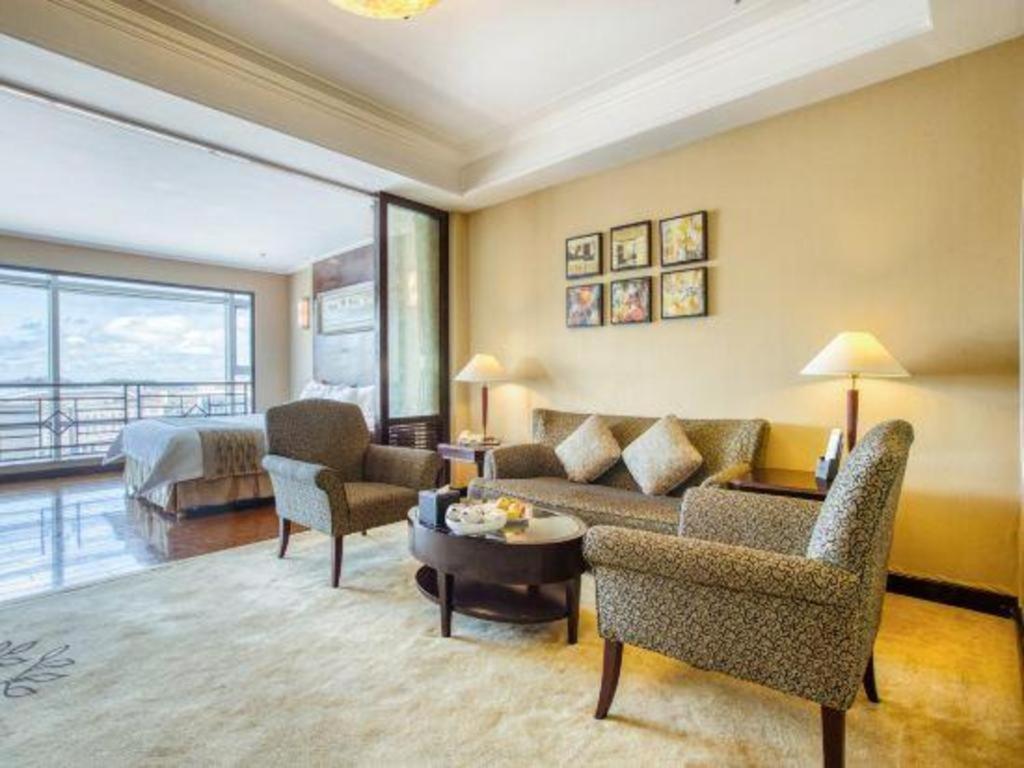Qingdao Blue Horizon Hotel - Laoshan Exterior foto