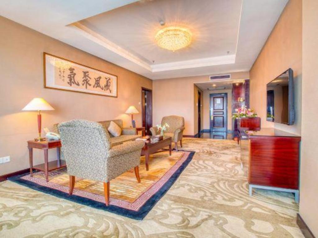 Qingdao Blue Horizon Hotel - Laoshan Exterior foto