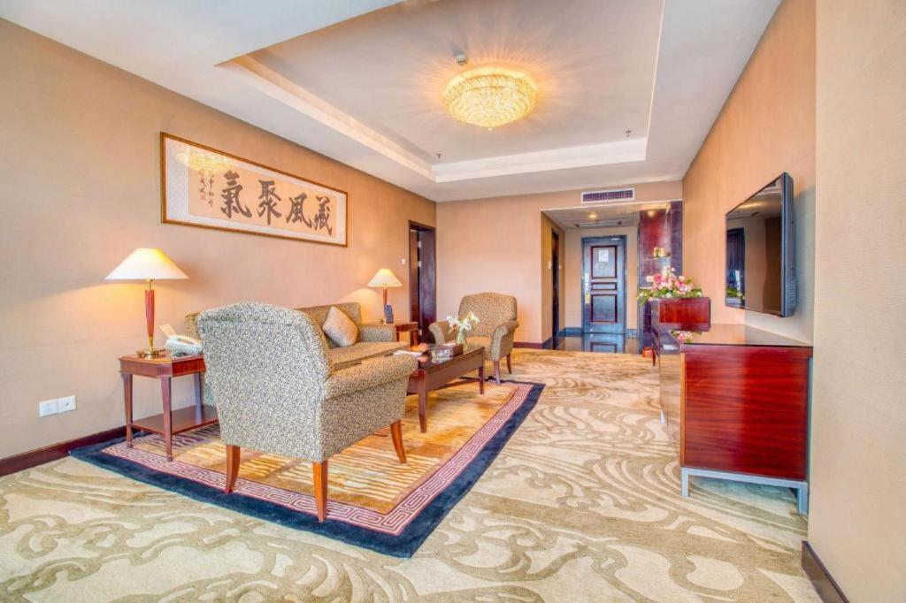 Qingdao Blue Horizon Hotel - Laoshan Exterior foto