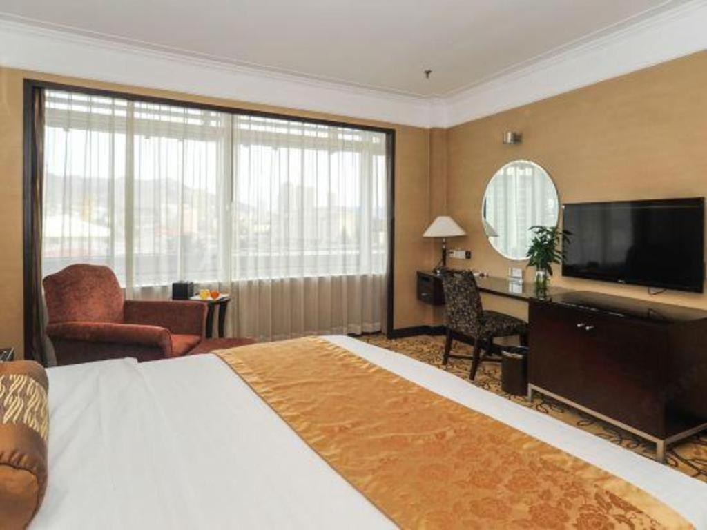 Qingdao Blue Horizon Hotel - Laoshan Exterior foto
